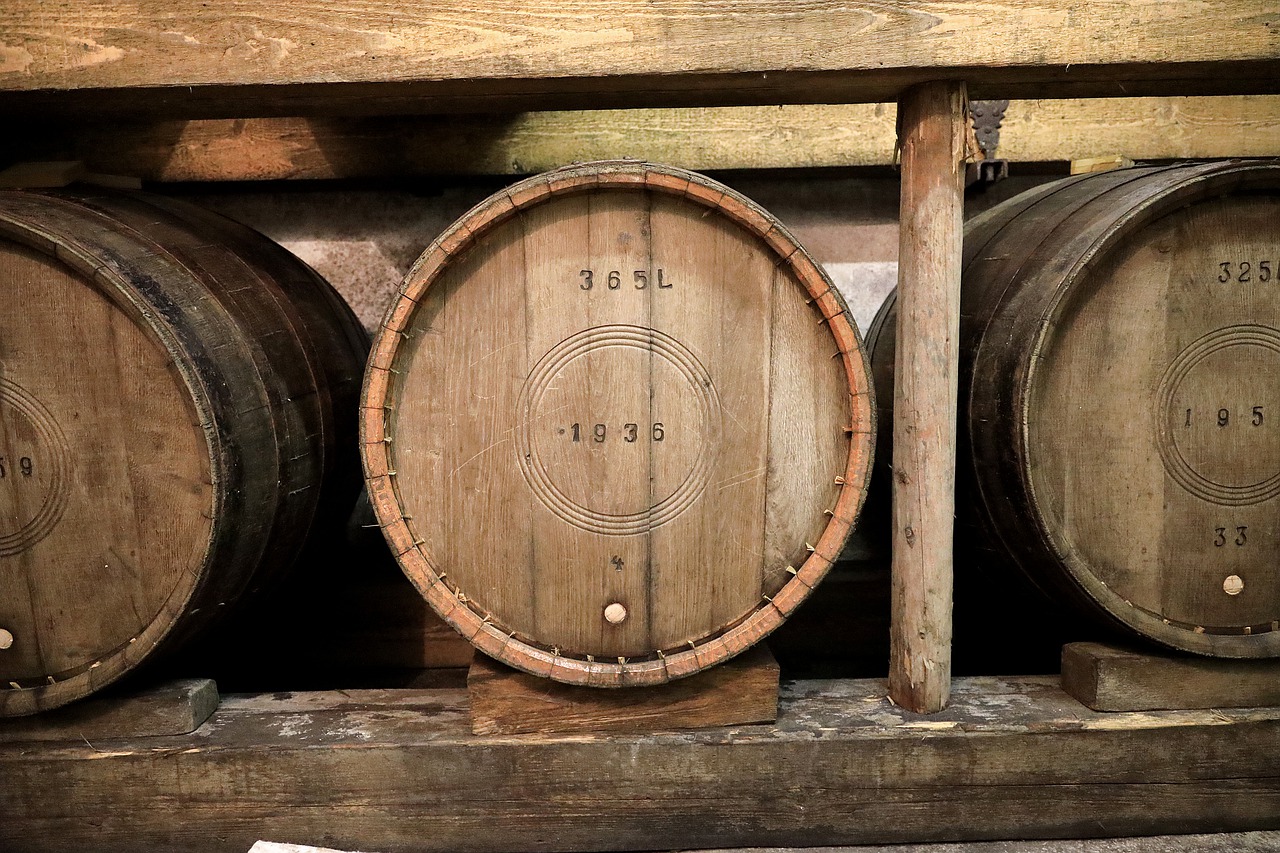 barrel, wooden barrel, barrels-4863327.jpg